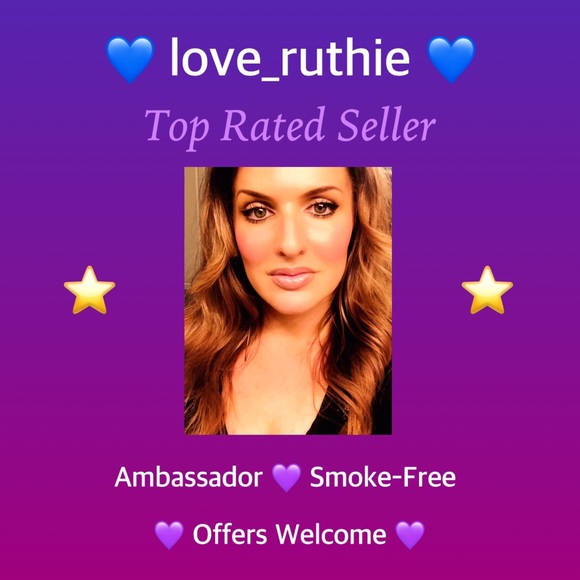 Welcome to my closet! - Picture 1 of 1